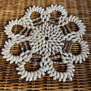 Vintage Seashell Trivet Coaster Pot-Holder Boho